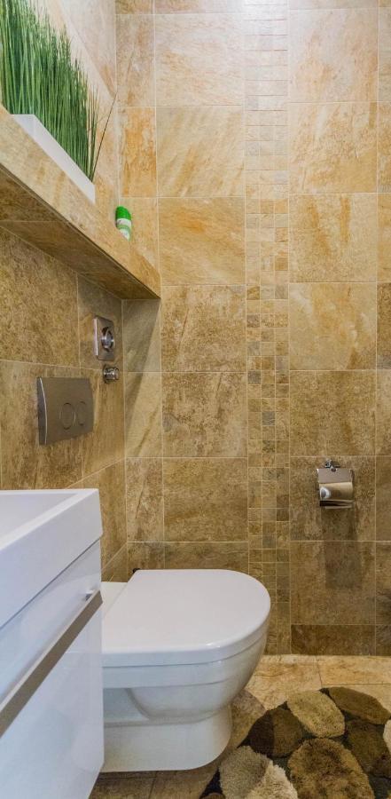 Chain Bridge Studio Apartment Budapest Exterior photo