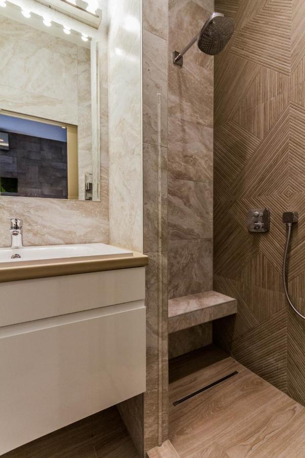 Chain Bridge Studio Apartment Budapest Exterior photo